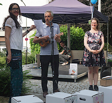 Die Jubilaäumswoche der Stadtbibliothek war ein großartiger Erfolg Foto 3 Jubiläumsfest.jpg